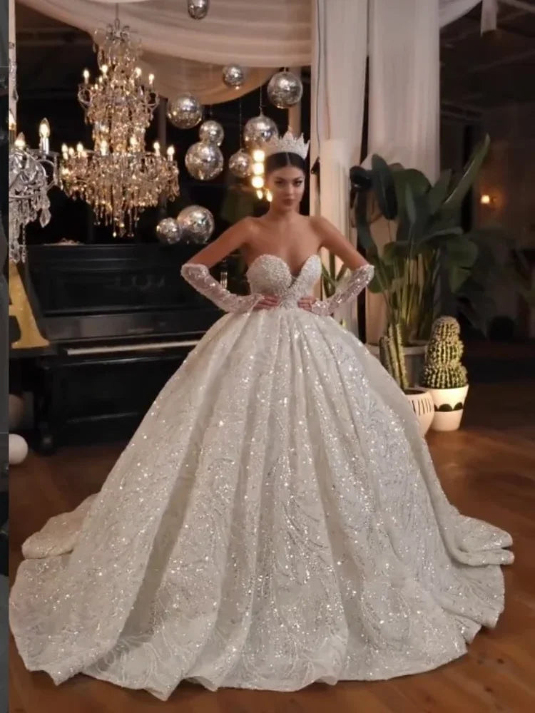 Customized Luxury Sweetheart Ball Dress Long Gloves Shining Beaded Lace Bride Dress Cathedral Train Princess Wedding Dress