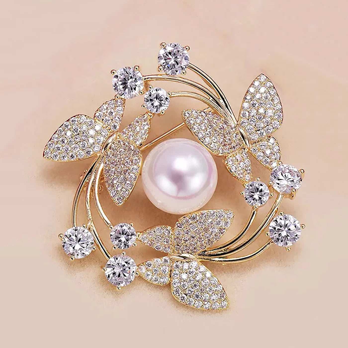 Cute butterfly brooch for women, sparkling and vibrant with forest style design, daily wear brooch accessories
