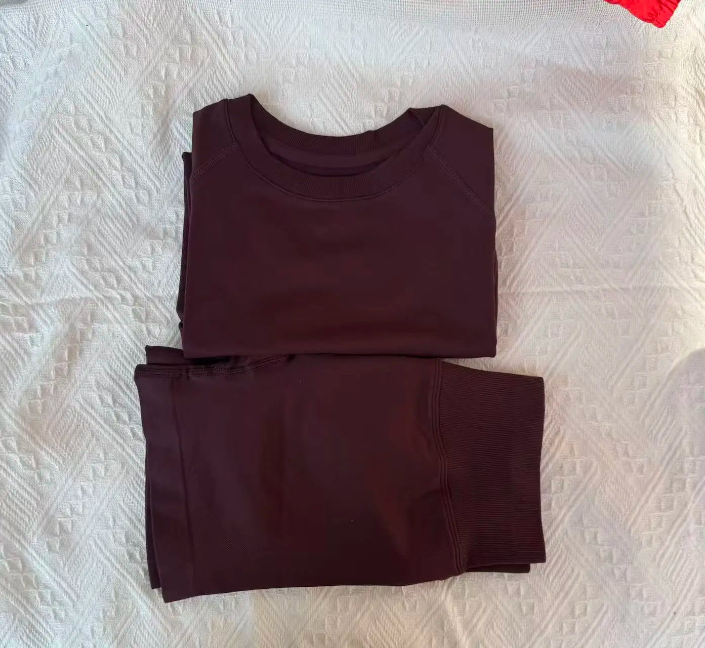 New Four Seasons 2-piece Sports Set Short Sleeve Round Neck Seamless Indoor Yoga Top Boxing Fitness Running Shorts Sports Set